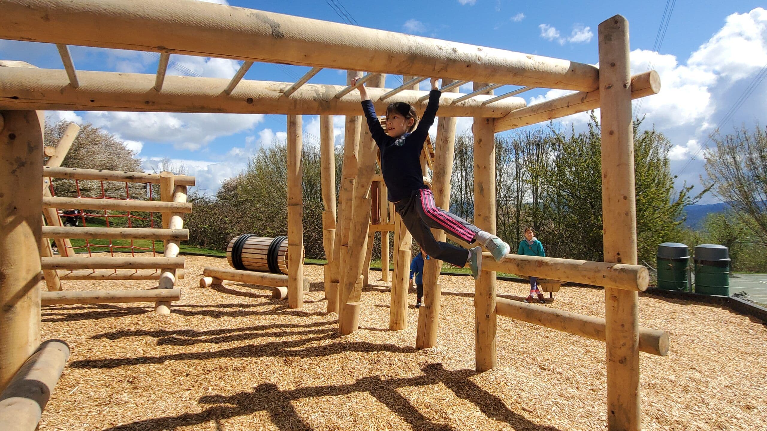 The Advantages of Brachiating and How Muscle Strength Development Benefits Children